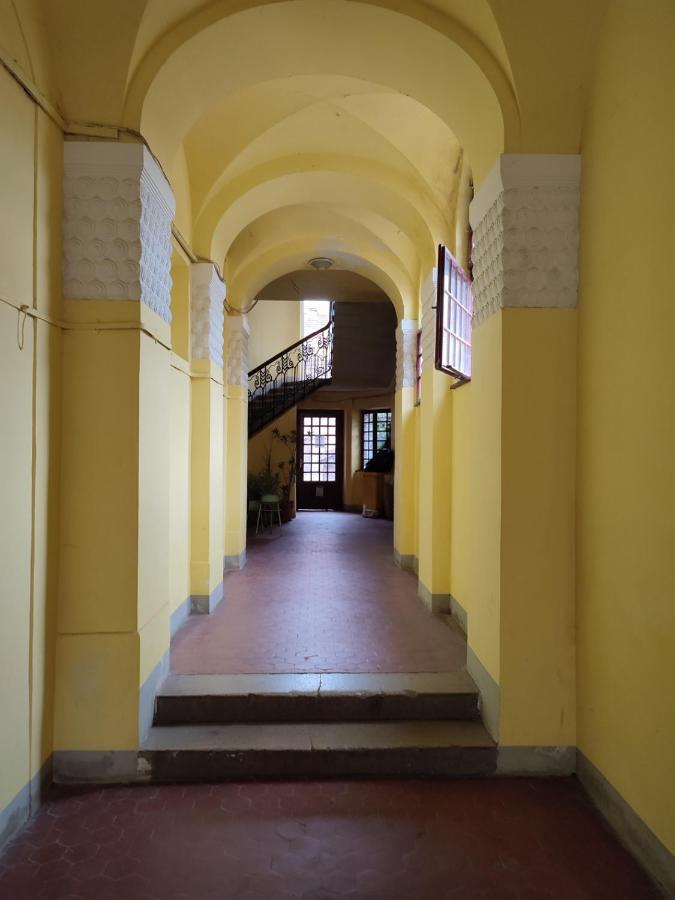 Downtown Studio Oradea Bagian luar foto